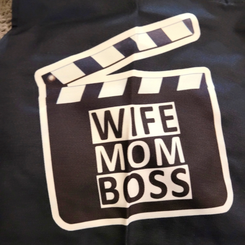 NEW Black apron! WIFE, MOM BOSS graphic!